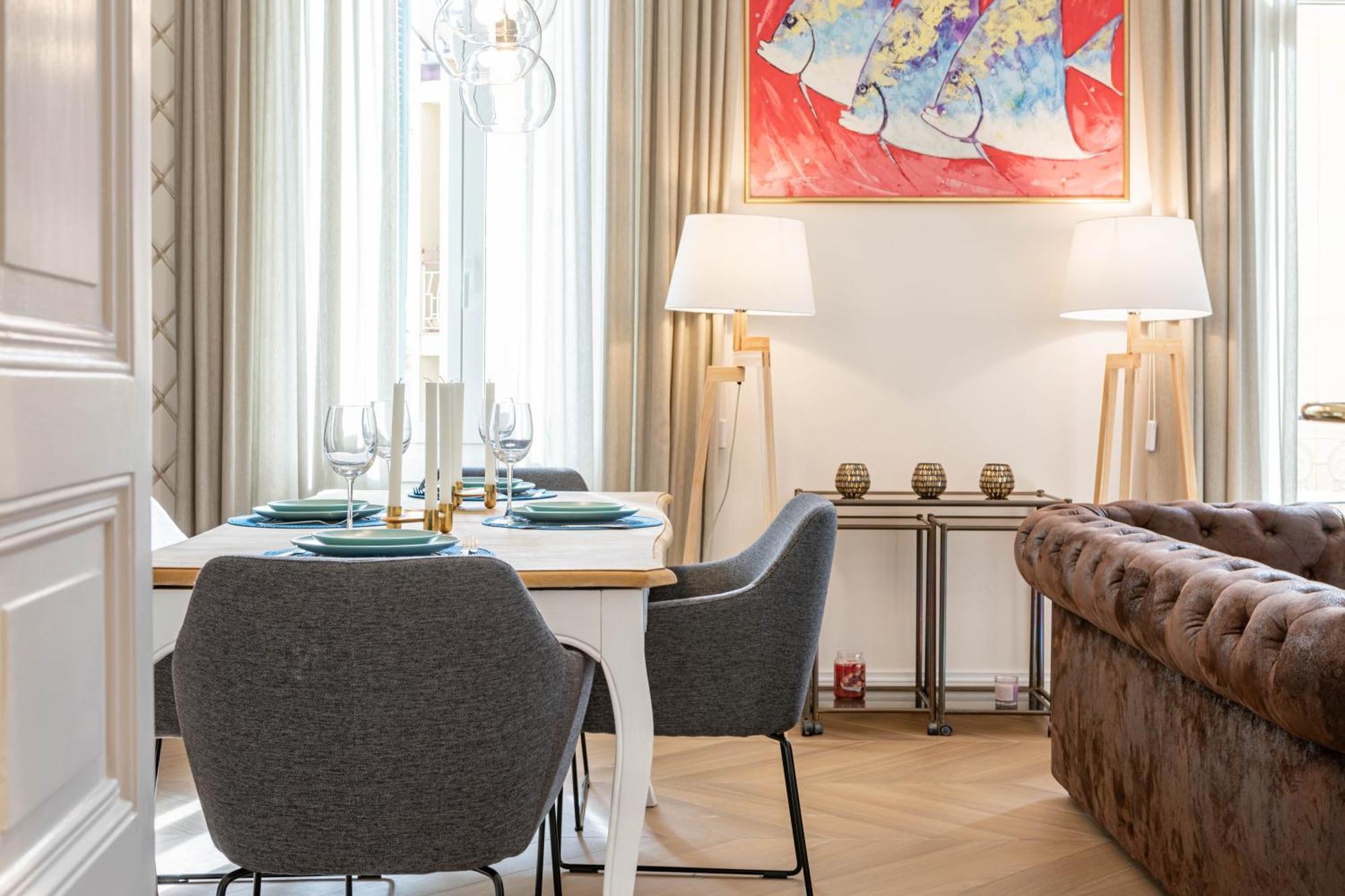 H11 Lumiere D'or Centro Apartment